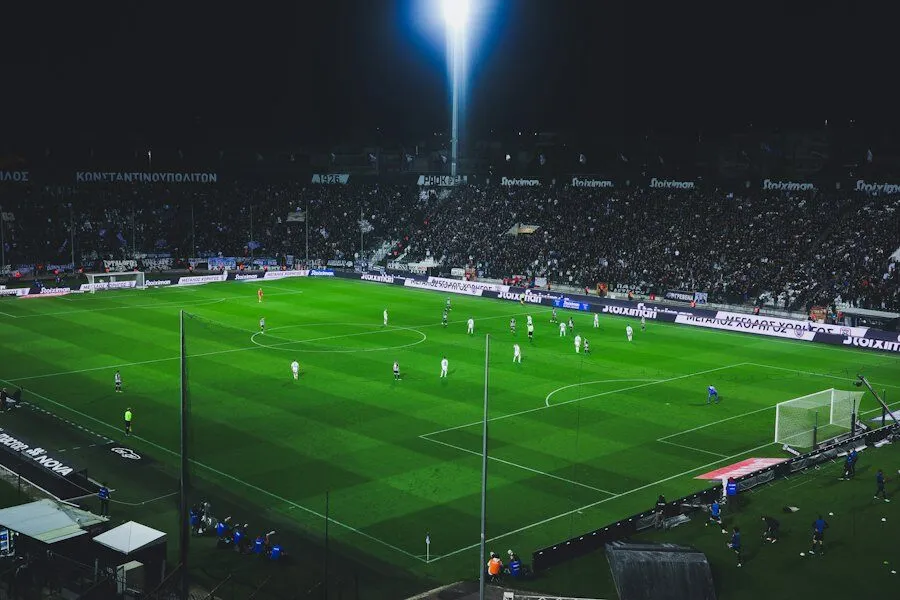 Trận đấu dưới đèn sân – livescore